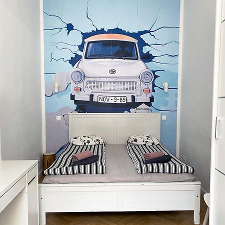 Nice "Trabi" Apartment In The City Budapest Kültér fotó