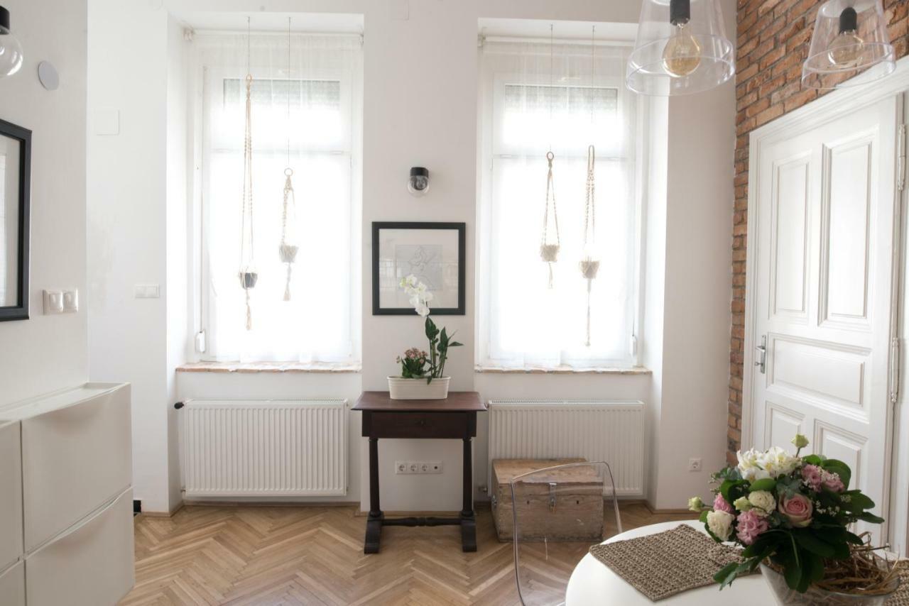 Nice "Trabi" Apartment In The City Budapest Kültér fotó
